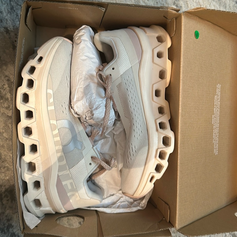 On Cloudmonster Running Sneakers